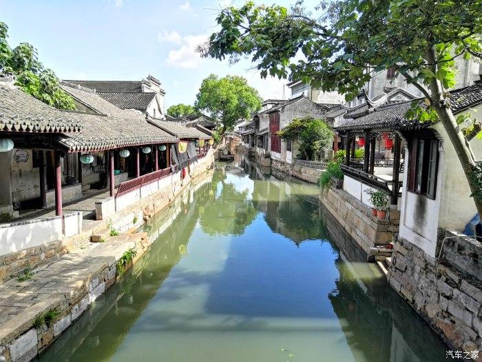 机智问答网页-智能机器人高效解答问题-垂丝茉莉叶子发黄补中量元素?